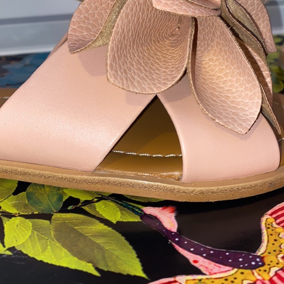 See by Chloe Magnolia Slides - Picture 9 of 12